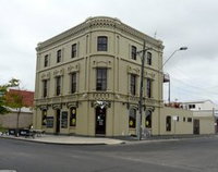 Max Hotel Geelong