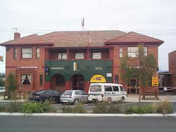 Commercial Hotel Hayfield - Pubs and Clubs 0