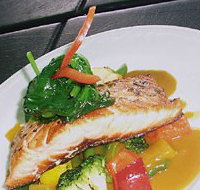 Gavinos Restaurant - Pubs and Clubs