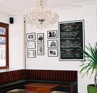 5 Bar - Pubs and Clubs
