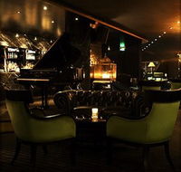 Trademark Hotel Lounge Bar and Piano Room - Pubs and Clubs