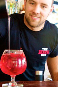 The Hive Bar - Pubs and Clubs 0