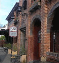 Berry Hotel - Pubs and Clubs 1