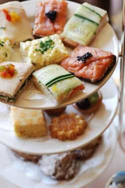 Cairns International Lobby Bar - Pubs and Clubs 1