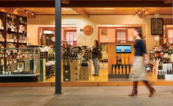 The Edinburgh Hotel And Cellars - Pubs and Clubs 1