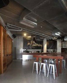 Main Bar - The Oxford Hotel - Pubs and Clubs 1