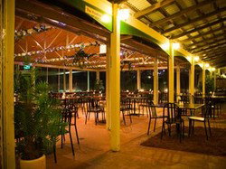 The Bull And Bush Tavern - Go Out 3