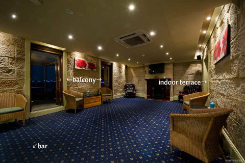 Botany Bay Hotel - Pubs and Clubs 0
