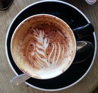 Hemingsway Manly - Pubs and Clubs