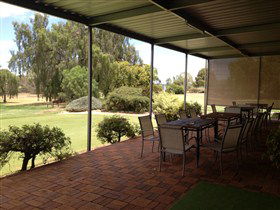 Loxton Golf Club - Pubs and Clubs 3