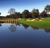 Kooindah Waters Golf Club - Pubs and Clubs
