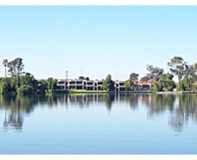 Mulwala Water Ski Club - Pubs and Clubs 0