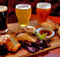 Dan O'Connell Hotel - Pubs and Clubs