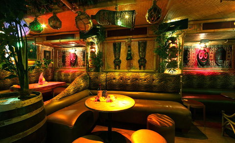 Hula Bula Bar - Pubs and Clubs 3