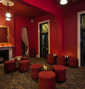 Willoughby Hotel - Go Out 2