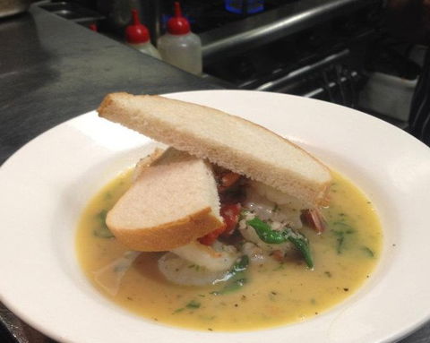 Olivo Restaurant - Pubs and Clubs 4