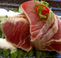 Uchi Lounge - Pubs and Clubs