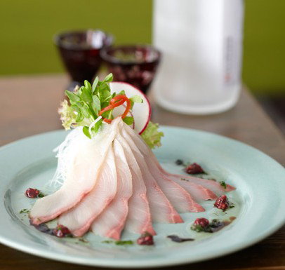 Uchi Lounge - Pubs and Clubs 3
