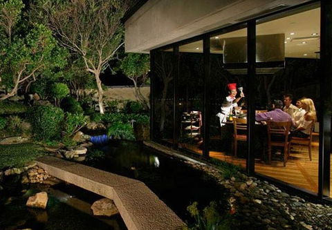 Misono Japanese Steakhouse - Pubs and Clubs 1