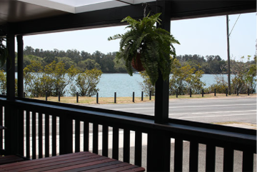 Chinderah Tavern - Pubs and Clubs 1