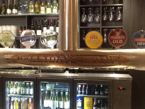 Hallidays Point Tavern - Go Out 0