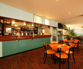 Hotel Gosford - Pubs and Clubs 4