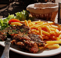 Lake Macquarie Hotel - Pubs and Clubs