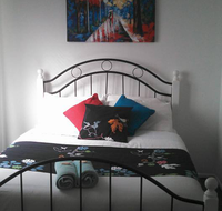 Leichhardt Hotel - Pubs and Clubs