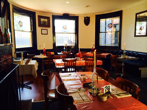 Queens Arms Hotel - Go Out 2