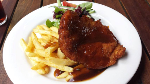 Railway Hotel - Pubs and Clubs 3
