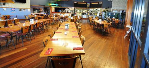 Westbrook Tavern - Pubs and Clubs 1