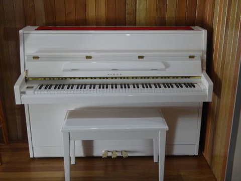 Studio 153 - Go Out 1