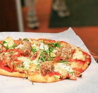 Bridgeview Hotel Bar  Dining - Go Out