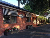 Book Benalla Accommodation Vacations Pubs and Clubs Pubs and Clubs
