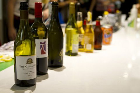 BarUp Unique Bar And DJ Hire - Go Out 1