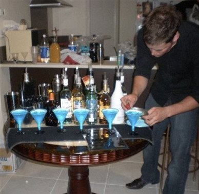 BarUp Unique Bar And DJ Hire - Go Out 2