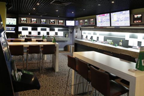 Club Five Dock RSL - Pubs and Clubs 2