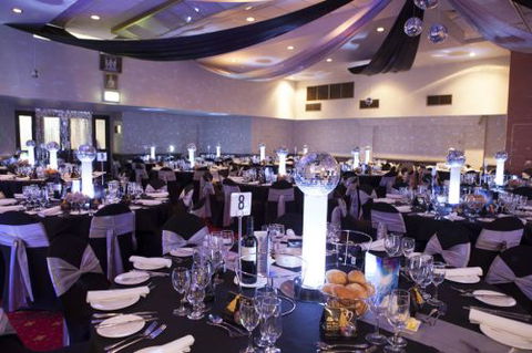 Club Five Dock RSL - Pubs and Clubs 5