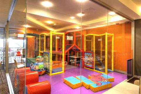 Club Five Dock RSL - Pubs and Clubs 6