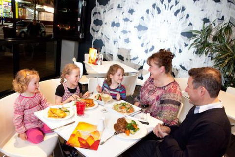 Club Five Dock RSL - Pubs and Clubs 7