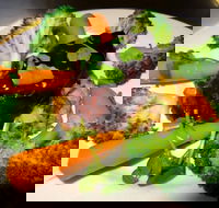 Metro Hotel - Pubs and Clubs