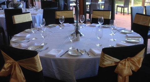 Pasfields Restaurant - Pubs and Clubs 1