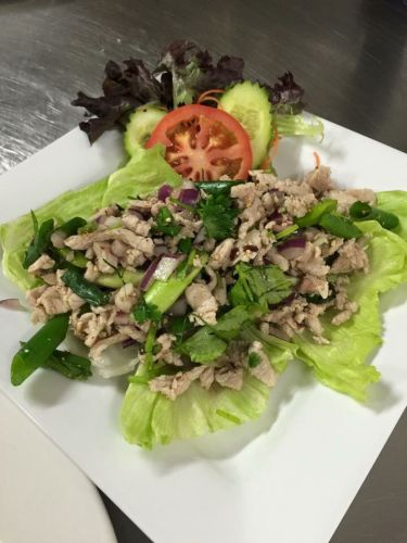 Num Whan Thai Restaurant - Go Out 3