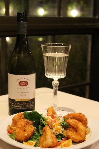 Seafarer Restaurant - Go Out 2