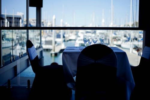 Townsville Mc ACT Pubs and Clubs
