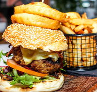 Hotel CBD - Pubs and Clubs