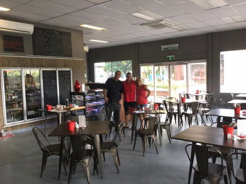 Redgates Café Steakhouse Seafood - Pubs and Clubs 4