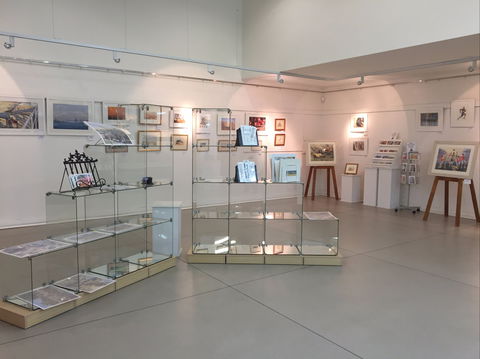 Copper Coast Art Group At The Ascot Community Exhibition  Art Gallery - Pubs and Clubs 0