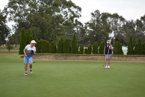 Howlong Golden Shoe Nine Hole Golf Tournament - Go Out 1