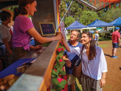 Margaret River Farmers Market - Pubs and Clubs 0